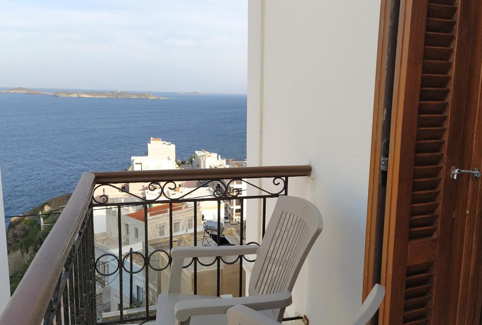 Vaporia Appartement Ermoupoli Buitenkant foto