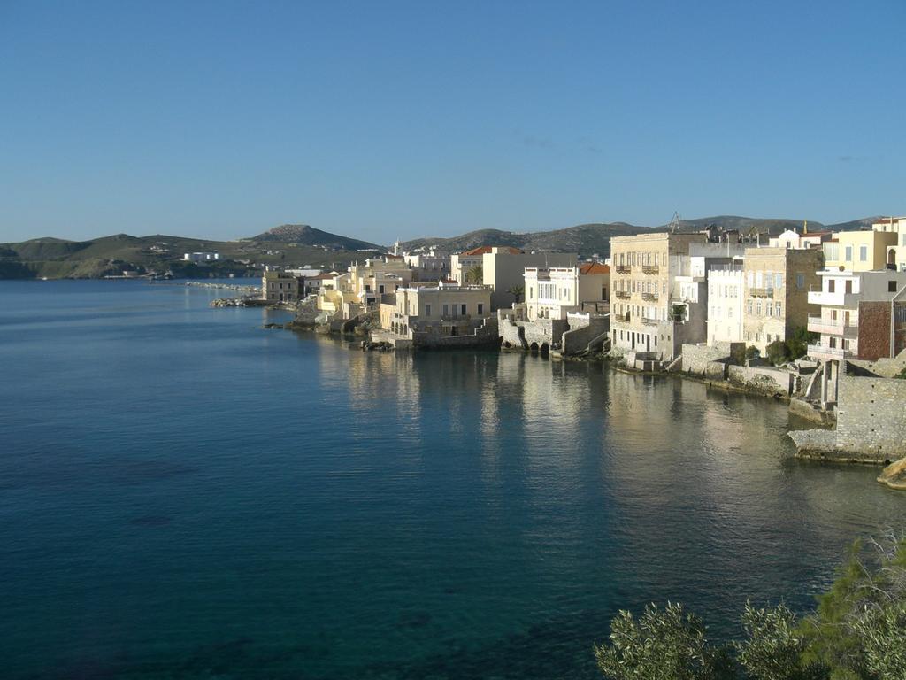 Vaporia Appartement Ermoupoli Buitenkant foto