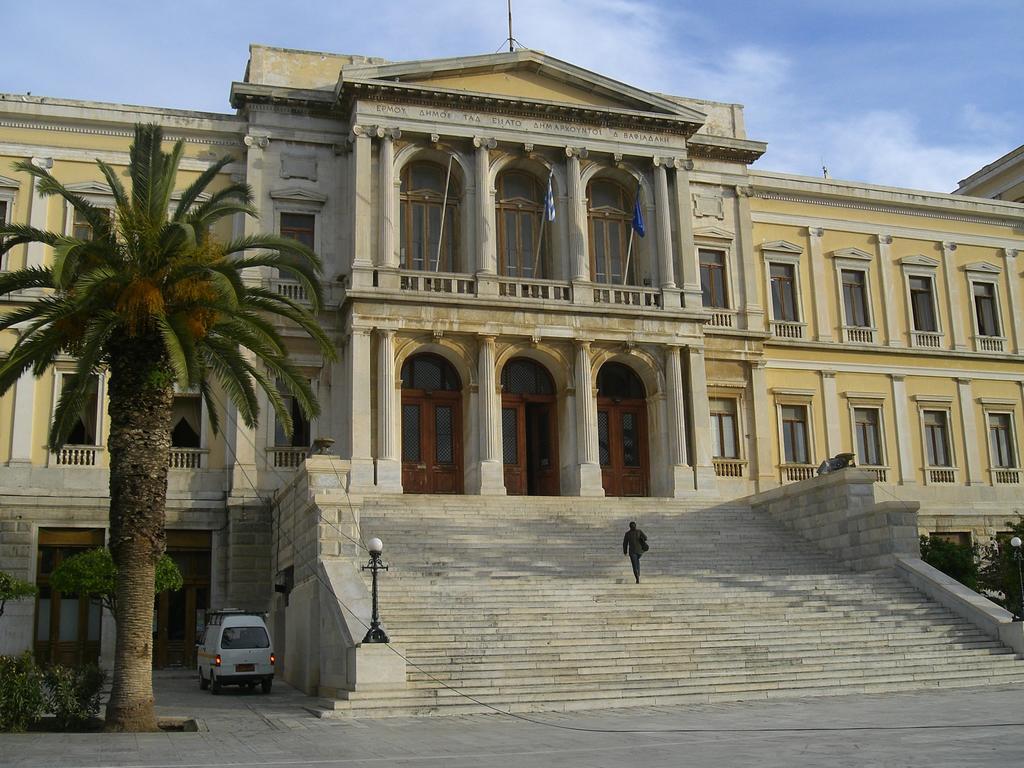 Vaporia Appartement Ermoupoli Buitenkant foto