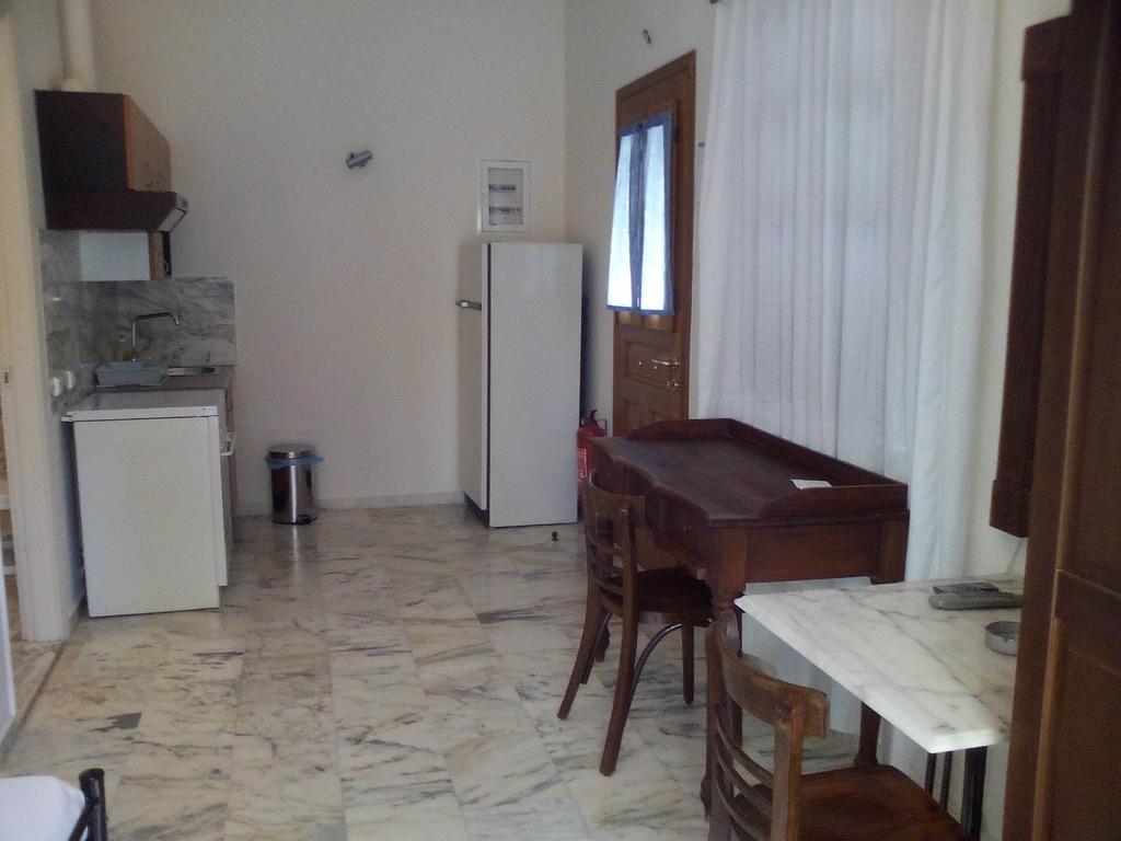 Vaporia Appartement Ermoupoli Buitenkant foto