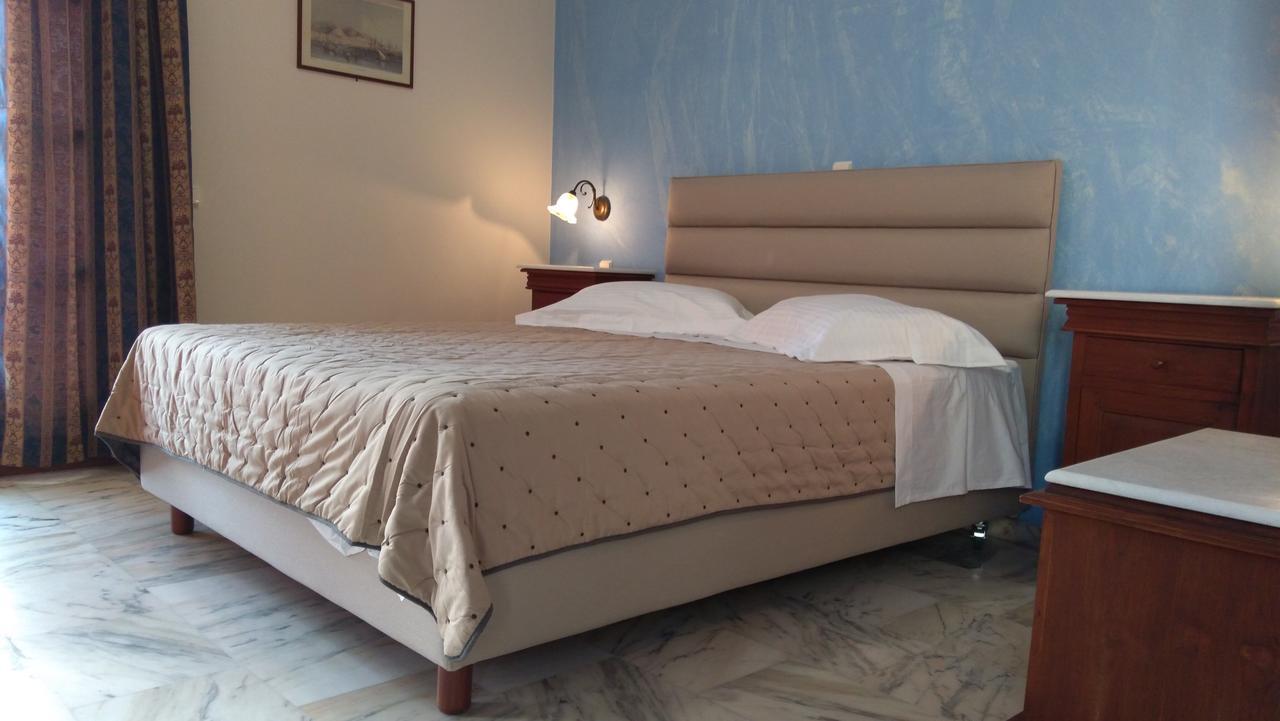 Vaporia Appartement Ermoupoli Buitenkant foto