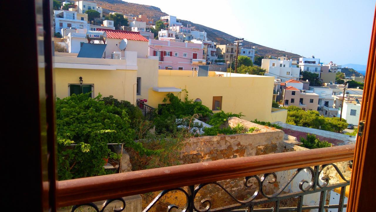 Vaporia Appartement Ermoupoli Buitenkant foto